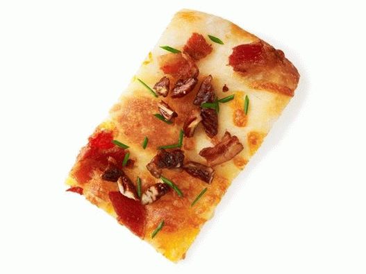 41. Pizza s čedrom, slaninom i pekanima