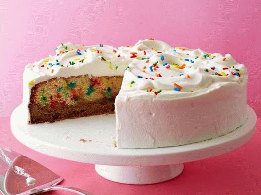 Fotografska jela - Dječja torta sa slojem kolačića