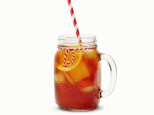 Foto alkoholni ledeni čaj s limunom