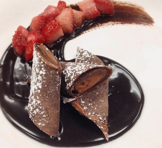 Foto palačinke s čokoladnim mousseom