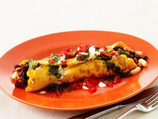 Fotografija velikog Tex-mex burrito-a u omletu
