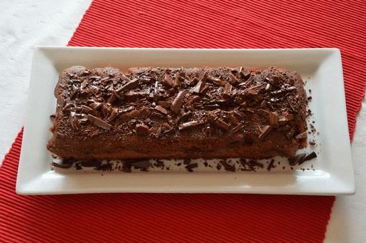Fotografija četveronožnog kolača od čokolade s kruhom