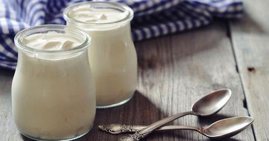 Foto domaći jogurt bez proizvođača jogurta