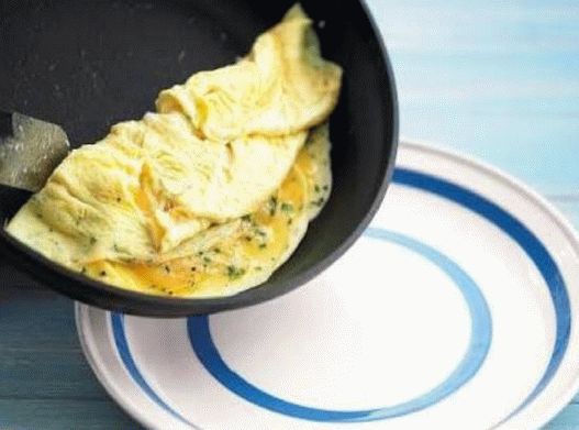 Foto francuski omlet - klasik