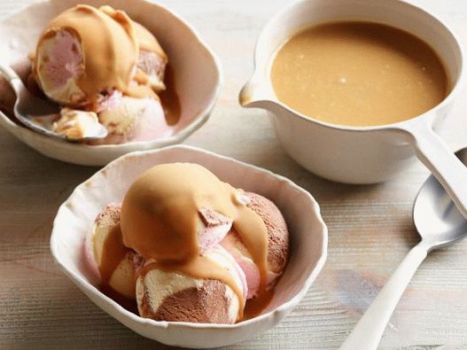 Foto glazura za sladoled od kikirikijevog maslaca