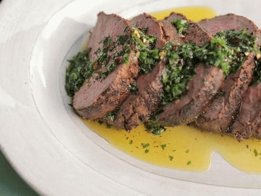 Foto govedina, naribani čili, sa začinjenim uljem