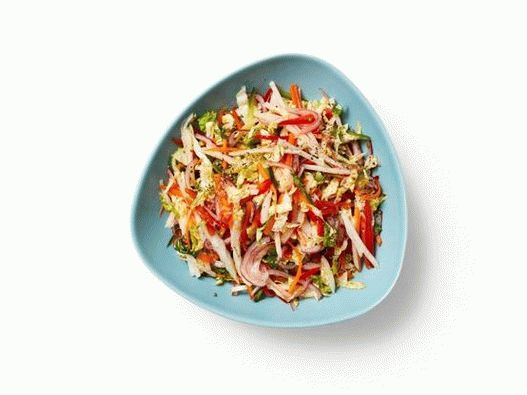 Foto salata od kupusa s hikama