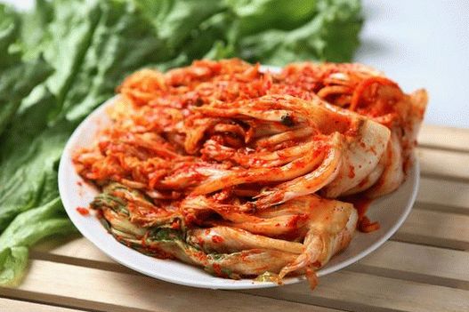 Fotografija Kimchija u umaku syrac