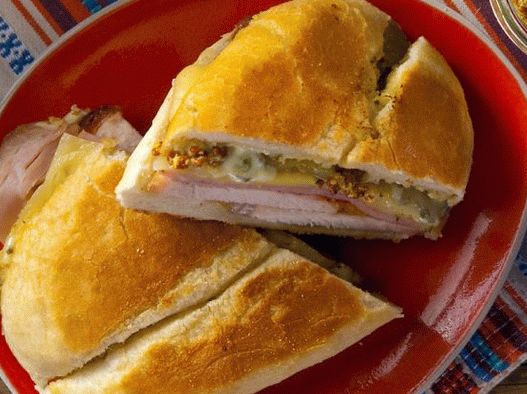 Fotografija kubanskog sendviča s Moyo pastom