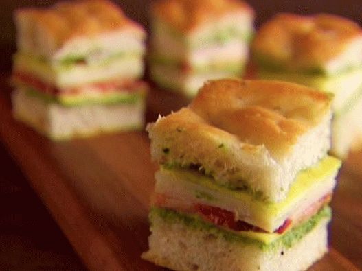 Fotografija posuđa - Italijanski klub mini sendviči