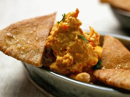 Fotografija jela - Hummus od slanutka i slatke paprike