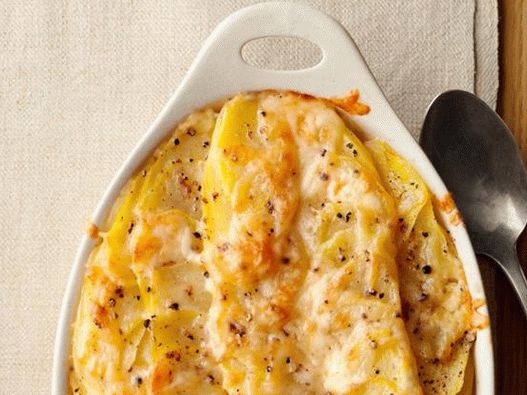 Krompir gratin sa sirom i vrhnjem