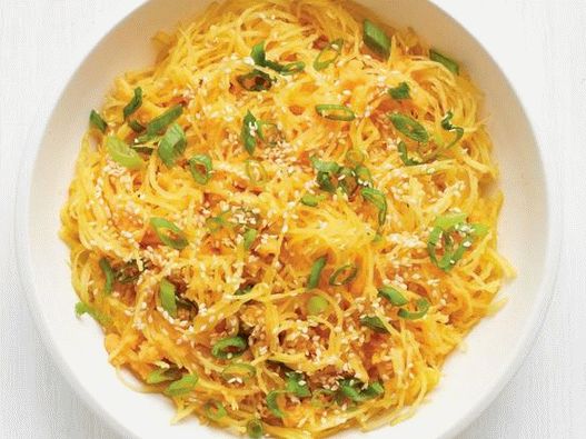 Fotografija jela - špageti s bundevom s đumbirom i zelenim lukom