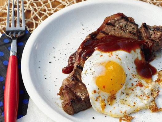 Fotografija jela - biftek na žaru i jaja s umakom od piva i melase
