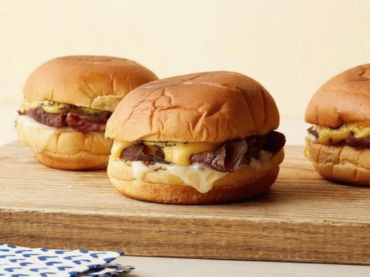 Topli goveđi sendviči