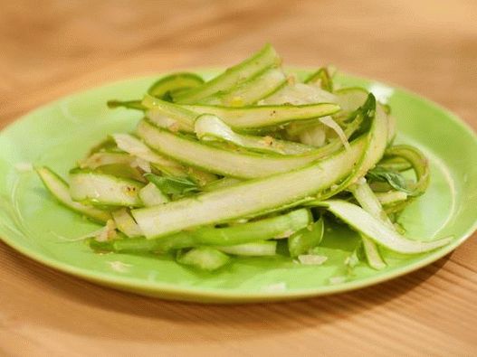 Fotografija jela - Salata od šparoga i komorača