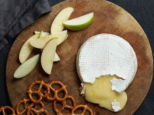 Pečeni Brie sir