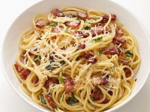 Carbonara od špageta sa slaninom