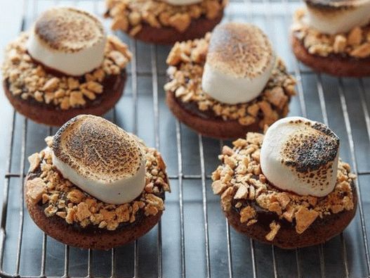 Photo S'more Donuts