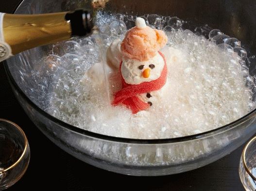 Punch with snowman