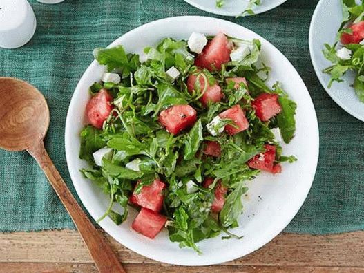 Fotografija - salata od ruke, lubenice i feta