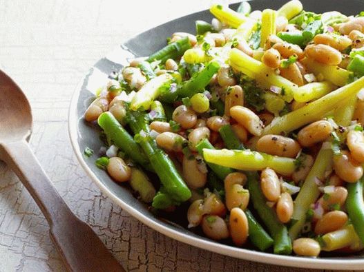 Salata sa zelenim i bijelim grahom