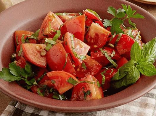 Kisela salata od rajčice s biljem