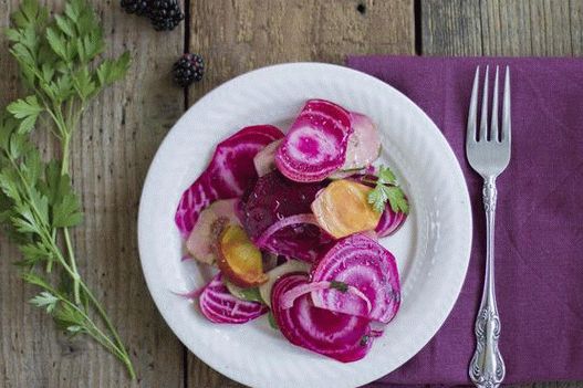 Foto konzervirana salata od repe