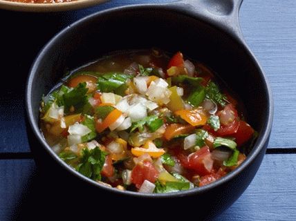 Foto salsa s ljutom paprikom