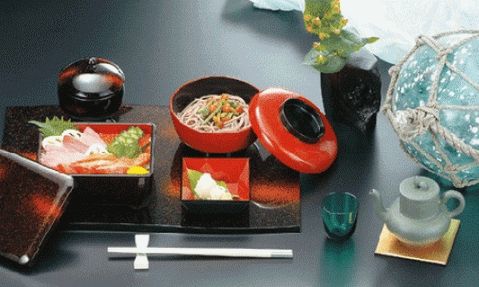 Postavka stola za sushi