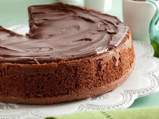 Foto čokoladna torta s karamelom i paprom