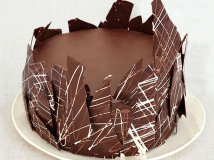 Foto čokoladna torta s ganache kremom
