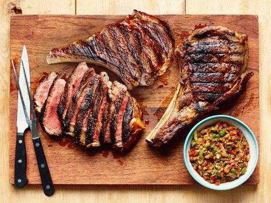 Foto Ribeye odrezak s kaponatom