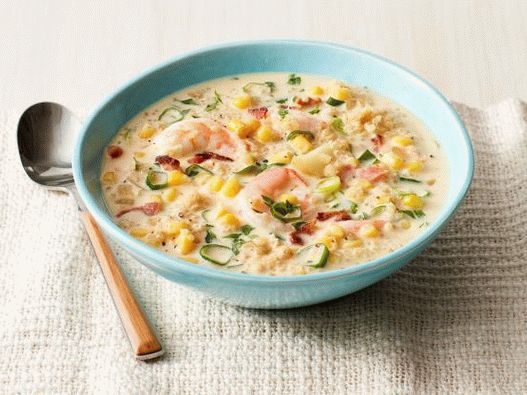 Foto juha od gulaša s kukuruzom i kvinojom