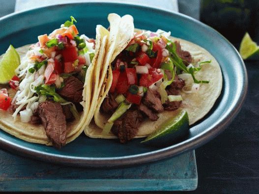 Fotografija Taco carne asada sa svježim salsom