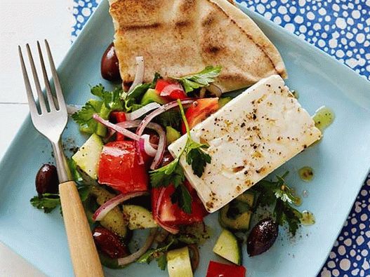 Fotografija Tapasa iz grčke salate Horiatiki