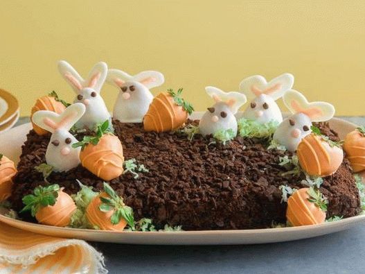 Foto torta sa zečevima i mrkvom od jagoda
