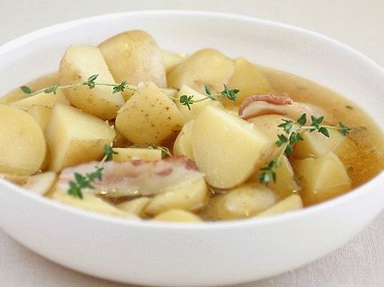 Foto pripečeni krumpir s timijanom
